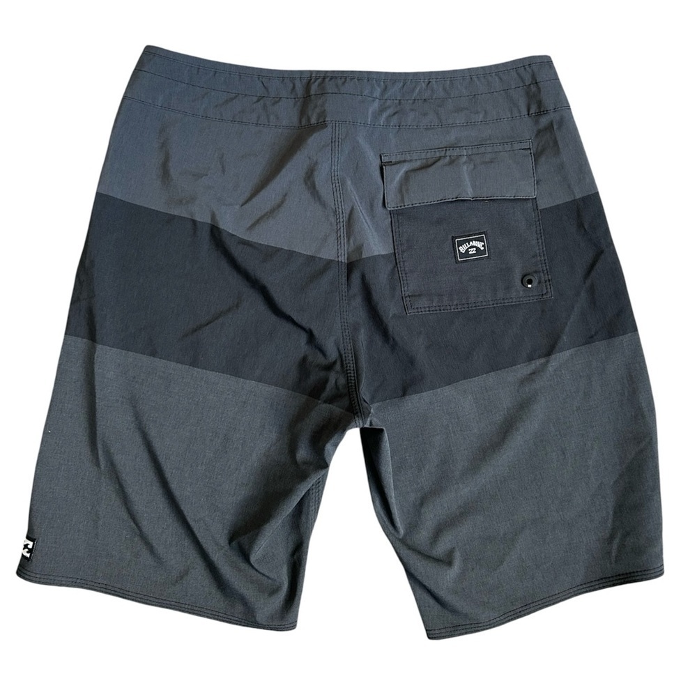 Billabong Men’s Gray/Black Men’s Swim Trunks size 29 - Picture 5 of 7